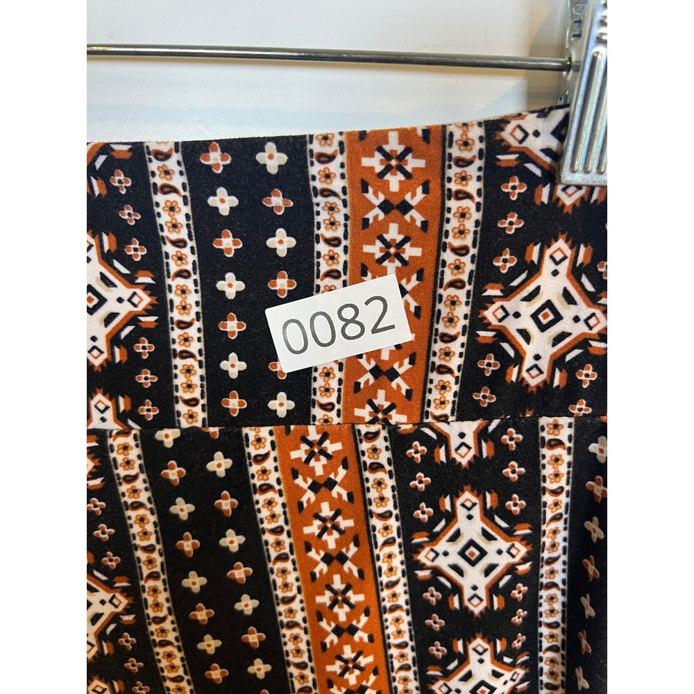 No Boundaries Womens Flare Pants Geometric Print Black‎ Orange Size Large 11-13 - Picture 7 of 7